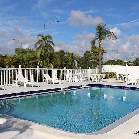 Sunshine Inn & Suites Venice, Florida Venice Gardens 外观 照片