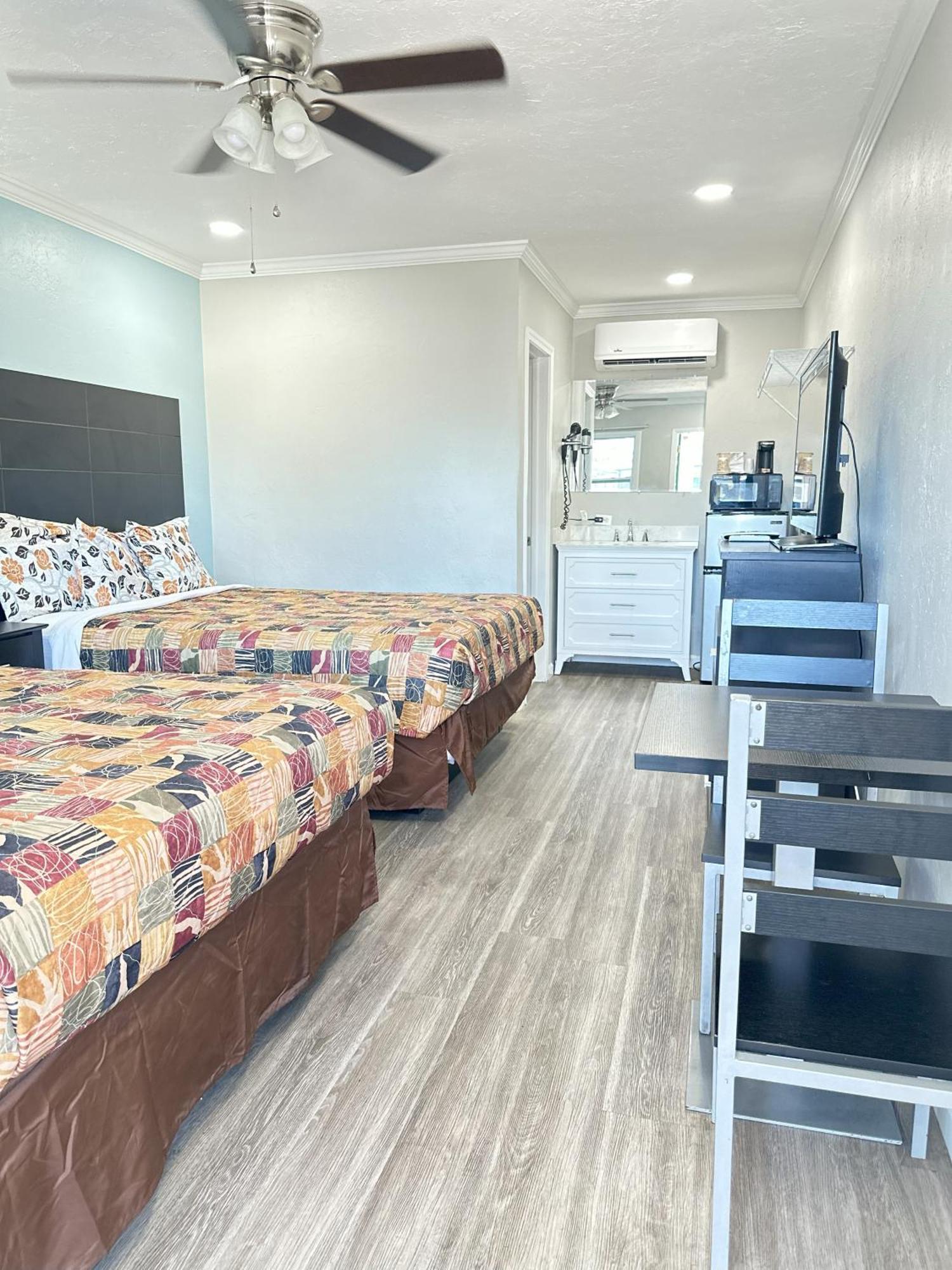 Sunshine Inn & Suites Venice, Florida Venice Gardens 外观 照片