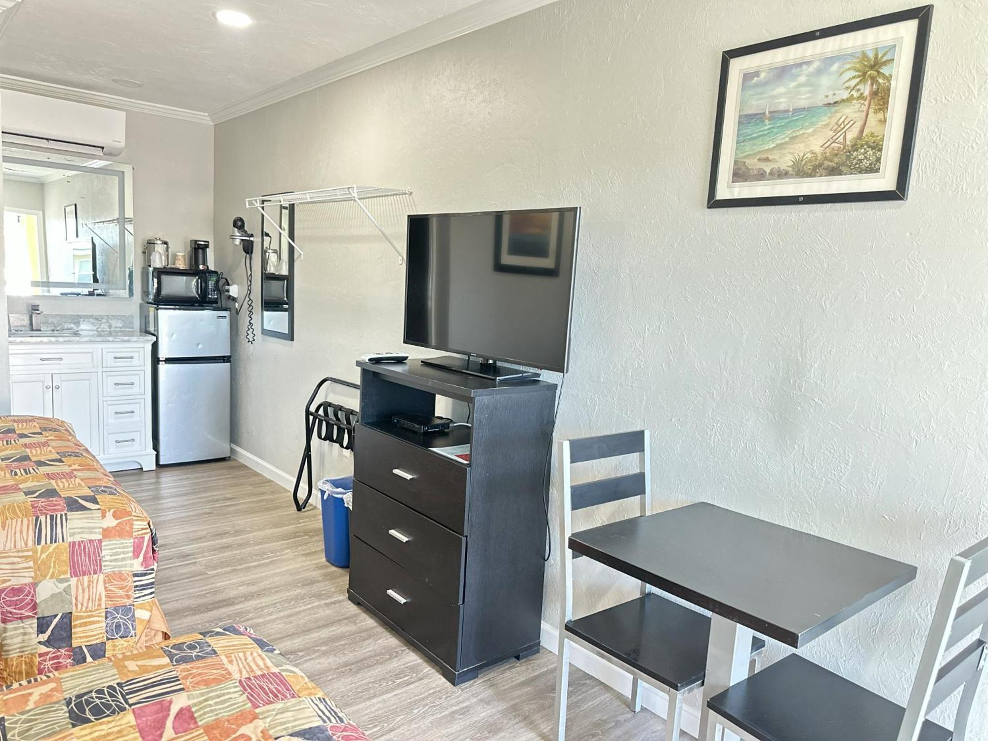 Sunshine Inn & Suites Venice, Florida Venice Gardens 外观 照片