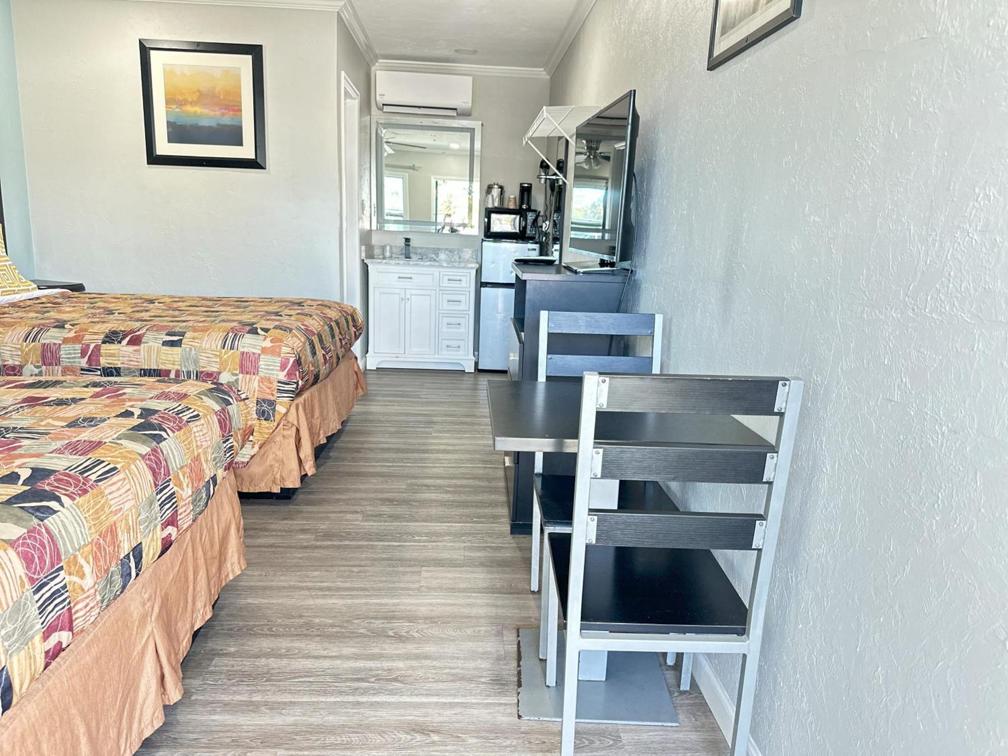 Sunshine Inn & Suites Venice, Florida Venice Gardens 外观 照片