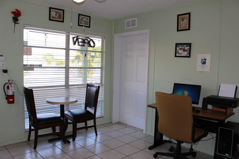 Sunshine Inn & Suites Venice, Florida Venice Gardens 外观 照片