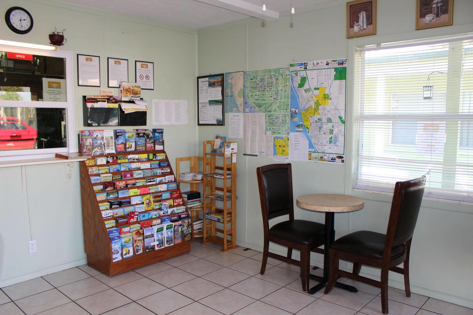 Sunshine Inn & Suites Venice, Florida Venice Gardens 外观 照片