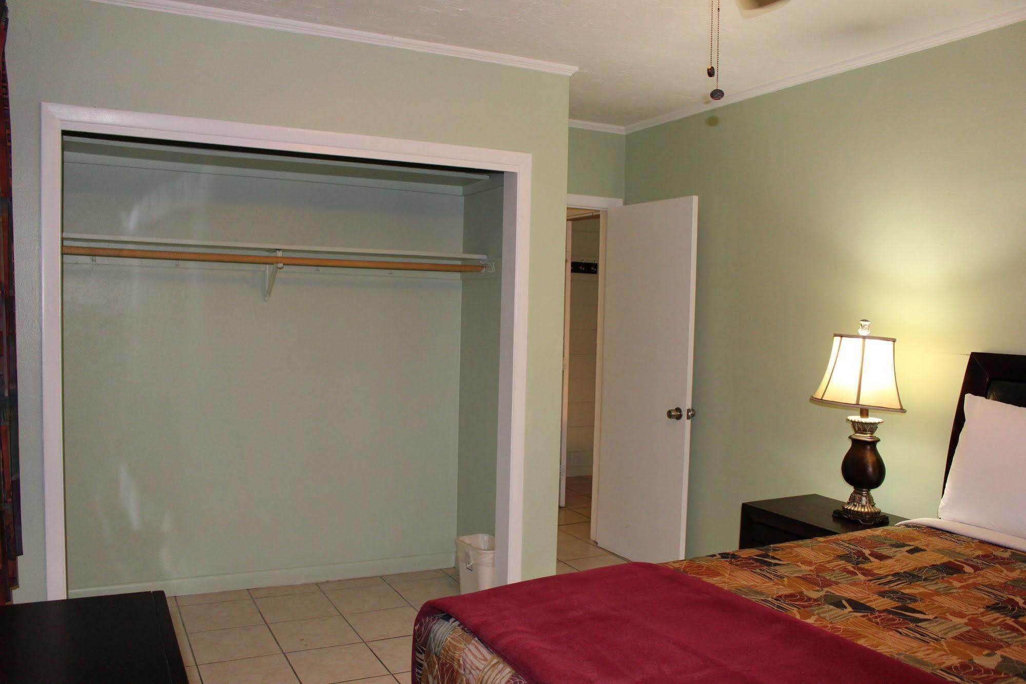 Sunshine Inn & Suites Venice, Florida Venice Gardens 外观 照片
