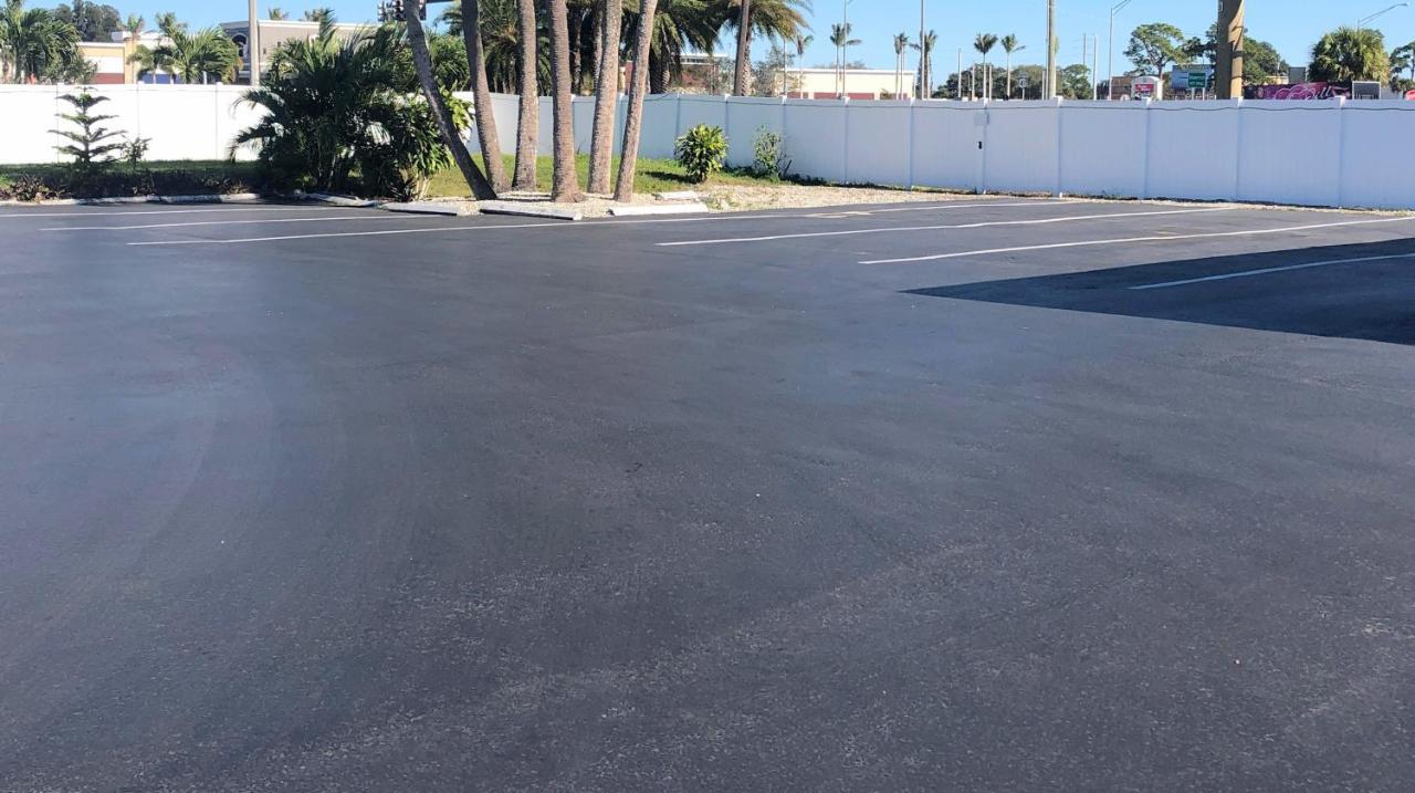 Sunshine Inn & Suites Venice, Florida Venice Gardens 外观 照片